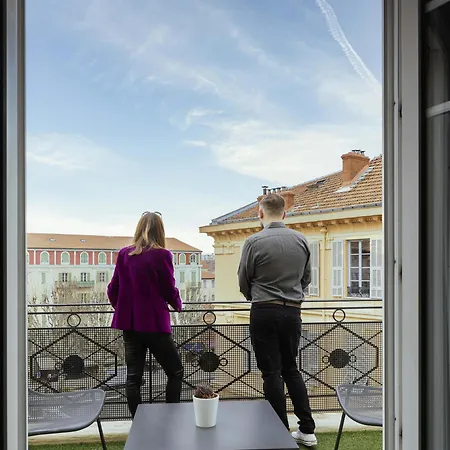 Hotel Mercure Centre Grimaldi 4*