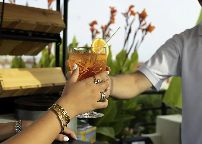 酒店 格里马尔迪尼斯中心美居酒店 4*