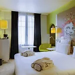 Mercure Centre Grimaldi Hotell 4*