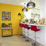 Hotel Mercure Centre Grimaldi 4*