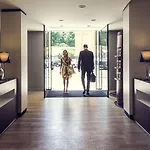 Hotel Mercure Centre Grimaldi 4*