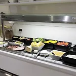 Mercure Centre Grimaldi Hotel 4*