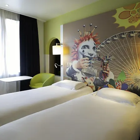 Mercure Centre Grimaldi Hotel 4*