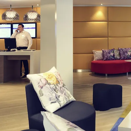 Hotel Mercure Centre Grimaldi 4*