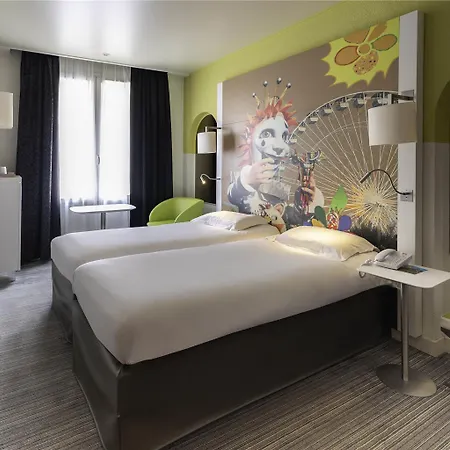 Mercure Centre Grimaldi מלון
