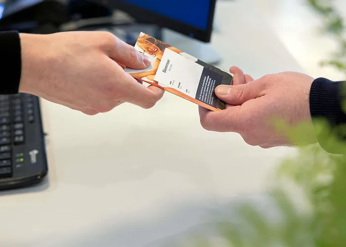 Hotel Mercure Centre Grimaldi 4*