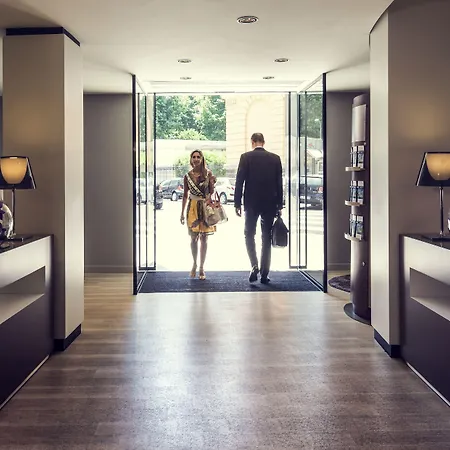 Hotel Mercure Centre Grimaldi 4*