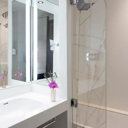 Mercure Centre Grimaldi Отель